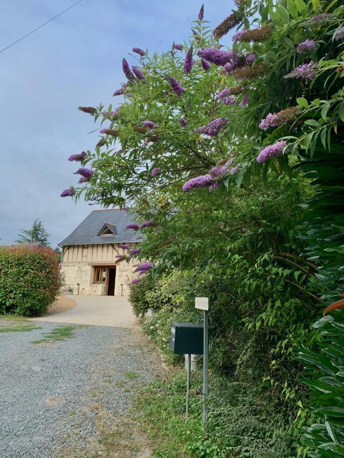 Hotel Le Logis de la Chouette à Baugé Extérieur photo